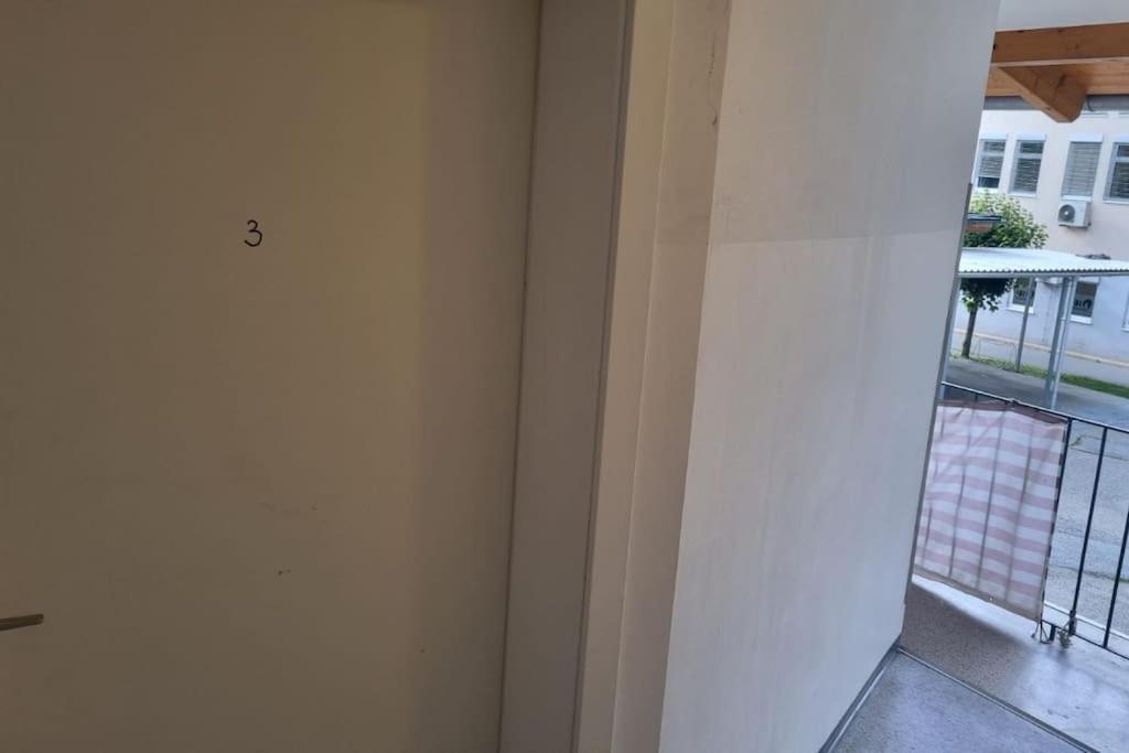 Apartment Mit 2 Betten Inklusive Gratis Parkplatz غراتس المظهر الخارجي الصورة